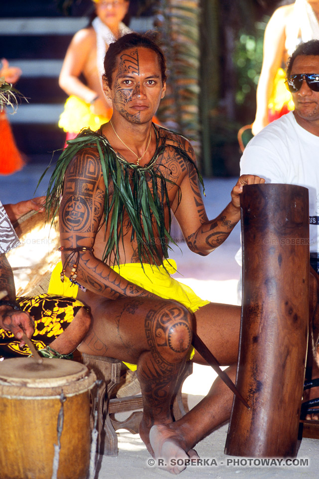 http://www.photoway.com/images/polynesie/TDM96_1707-tatouages.jpg