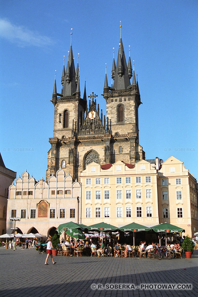 NEUF Prague métal magnétique Teyn Tyn église cathédrale souvenir République tchèque 