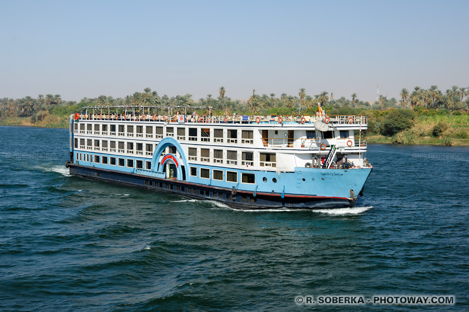Nile Cruise ship in Egypt Nile Cruise ship in Egypt