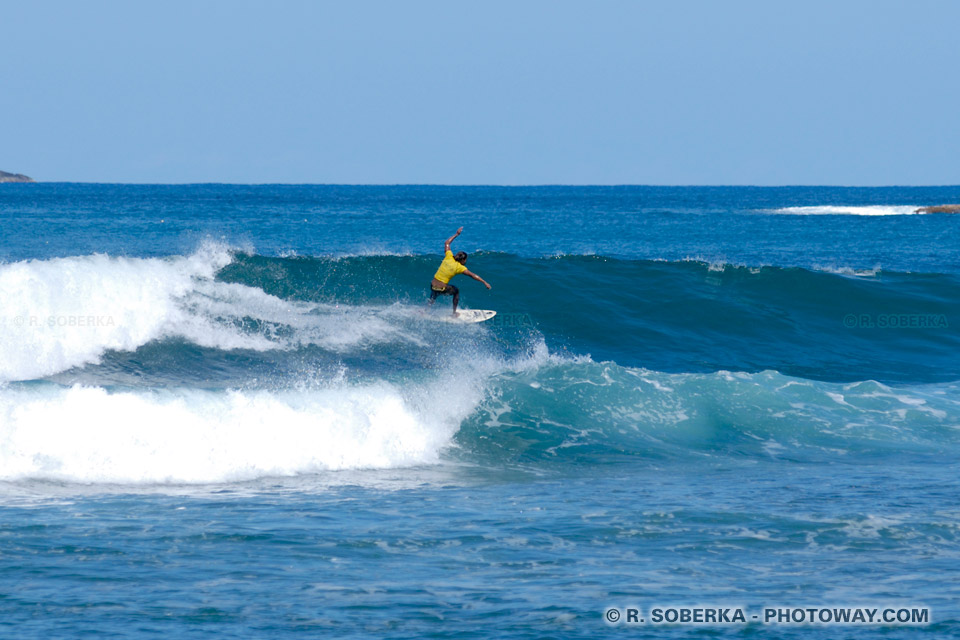 Photos of moments of happiness photo of surfers' happiness