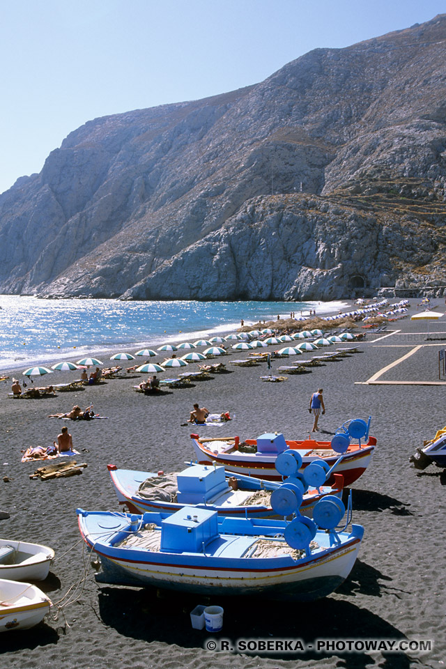 beaches in Santorini