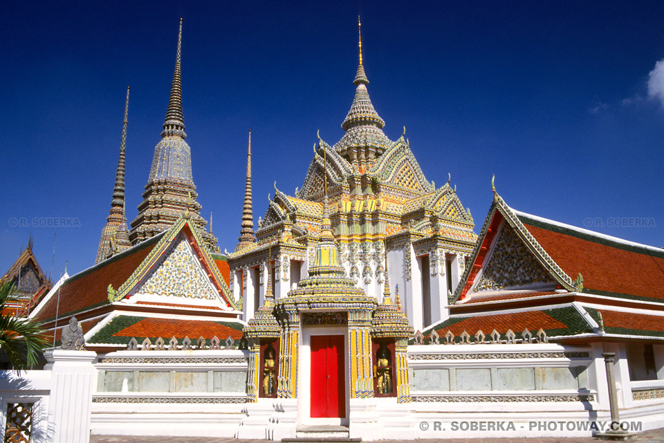 Temple wallpaper in Bangkok Thailand