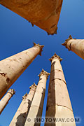 Photos des colonnes du temple de Jerash en Jordanie