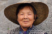 Galerie de portraits : Photo d'une vieille chinoise à Macao