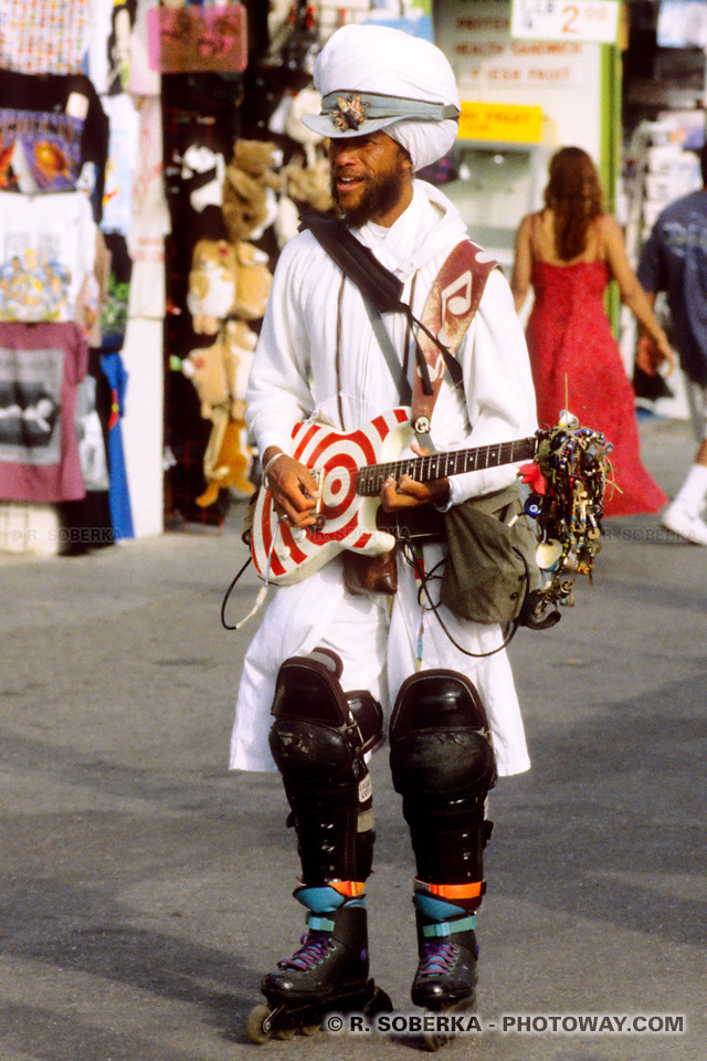 Photos d'Artistes : Photos de l'Artiste de rue Harry Perry à Venice Beach