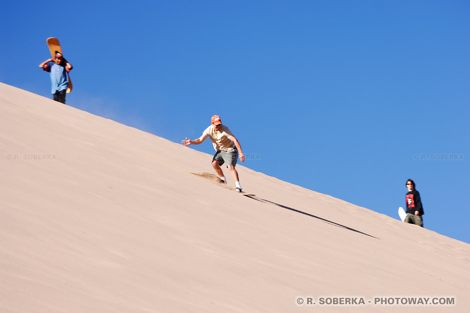 Surf dans le sable surf des sables dans les dunes au Chili