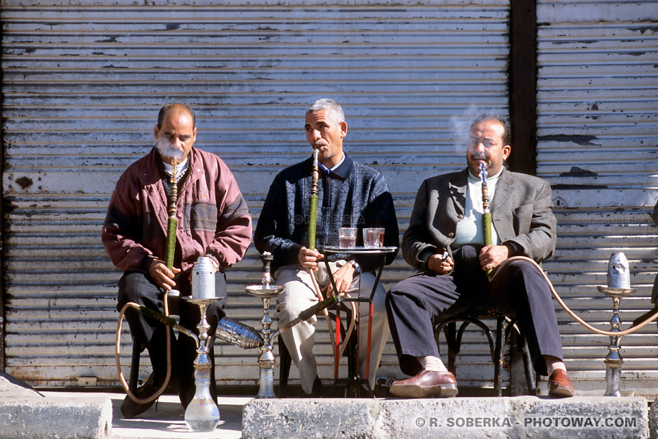 images Photos de fumeurs photo de narguilés Chicha en Egypte reportage