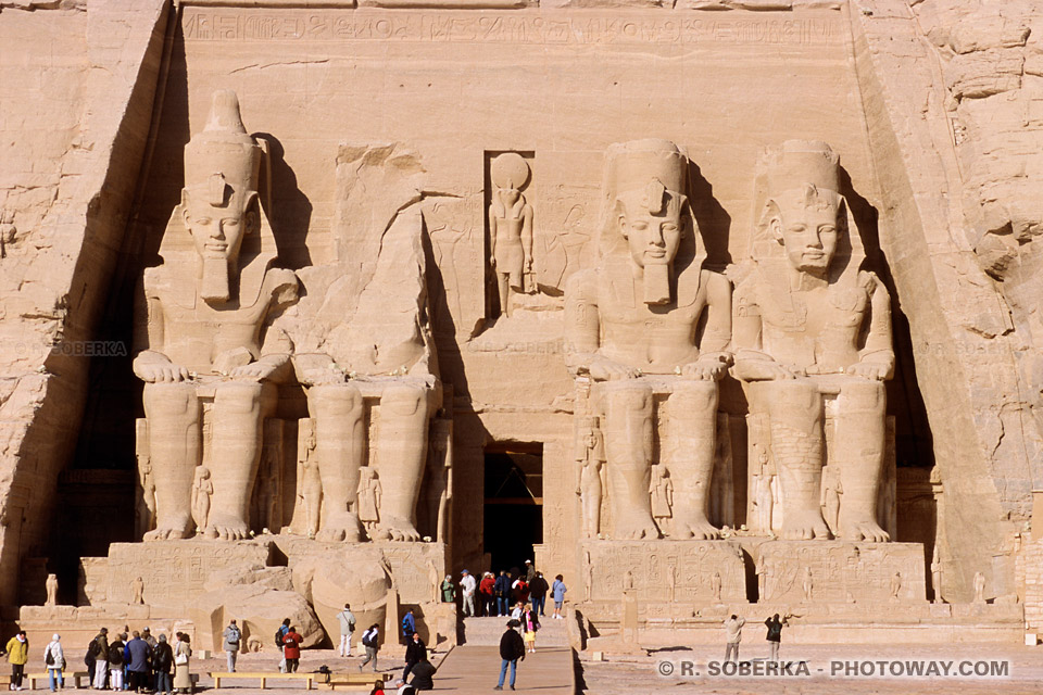 Photos Abou Simbel photo du Temple de Ramsès II Egypte touristique