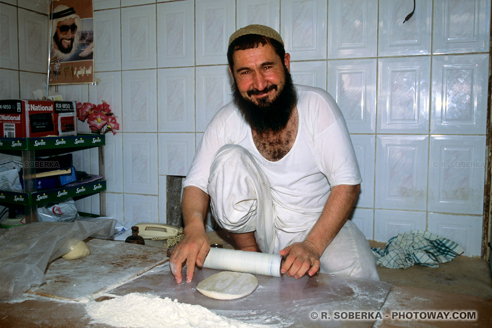 Image et Photo d'un boulanger photos de barbus photos de boulangers à Dubaï