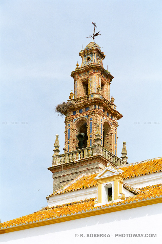 Clocher d'église de Carmona en Espagne