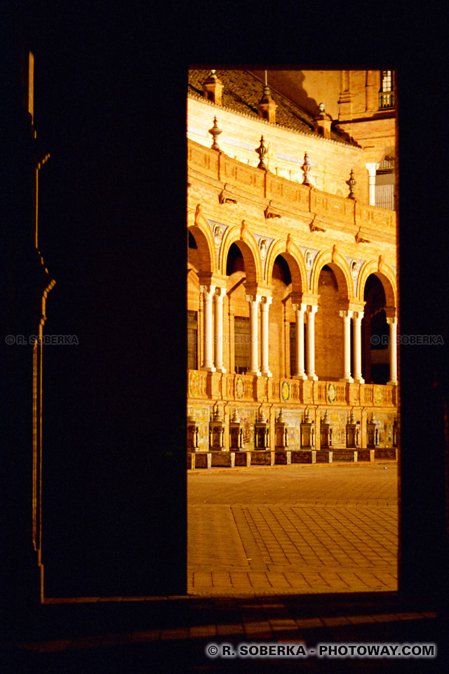 Photo de nuit Place d'Espagne Séville