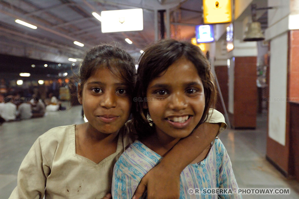Photos de jeunes mendiantes indiennes