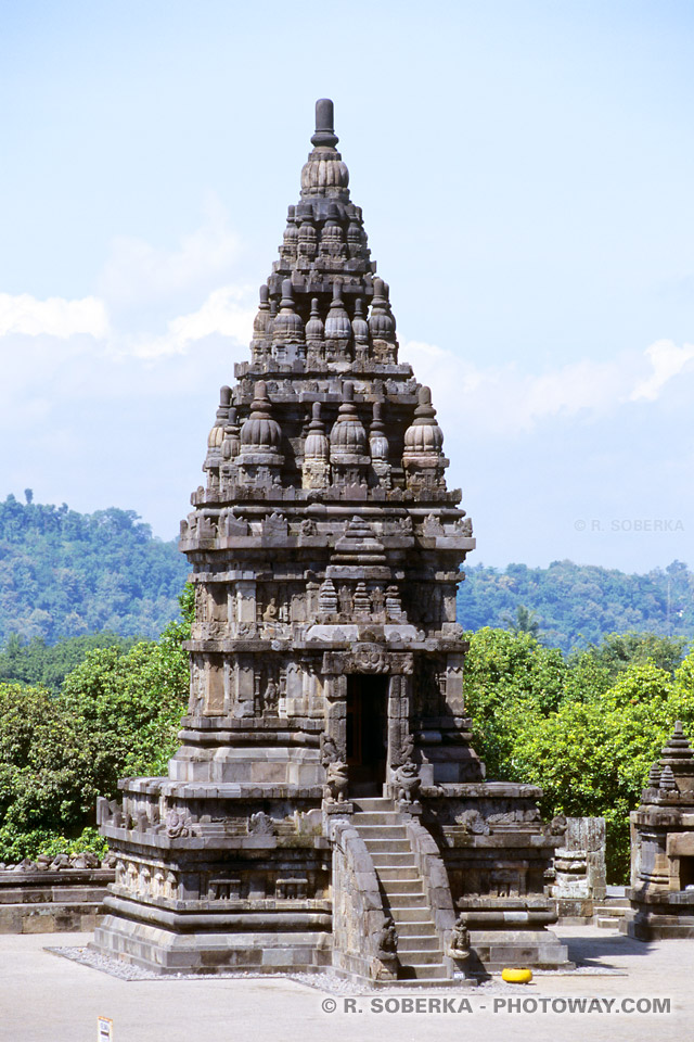 Photo d'un temple hindou - photo de temples en Indonésie