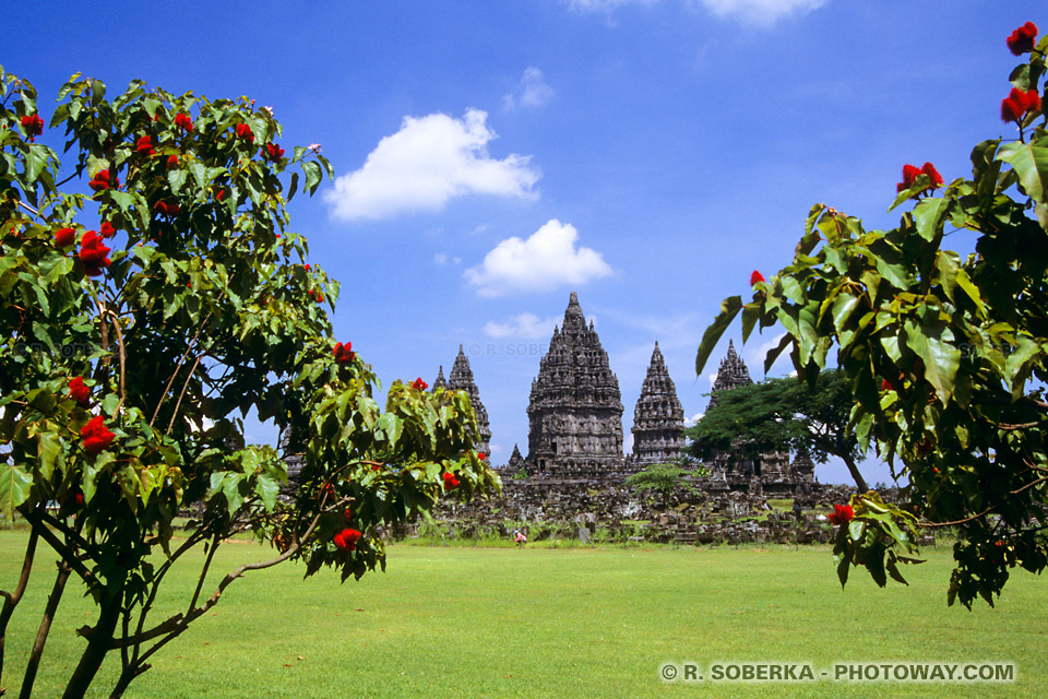 Photos de Prambanan en indonésie site classé UNESCO