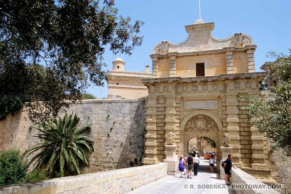 Images Photos de la porte de Mdina photos de Mdina Gate en photo à Malte