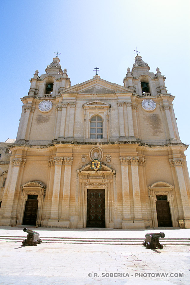 Images Photos de la Cathédrale Saint Paul photo dans Mdina photos à Malte