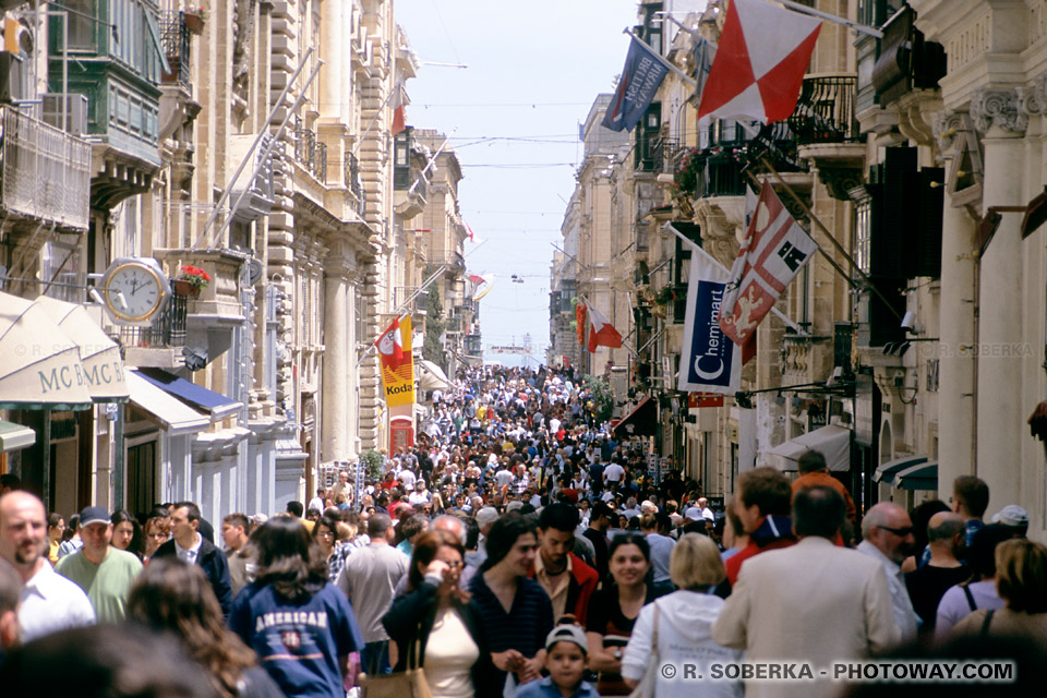 Images Rue piétonne photo de Maltais photo Republic Street La Valette Malte