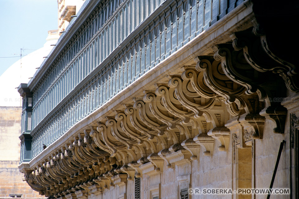 Images et Photos d'un balcon du palais des grands maîtres La Valette Malte