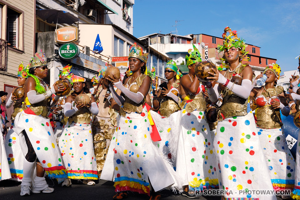 Groupe de musique au Carnaval