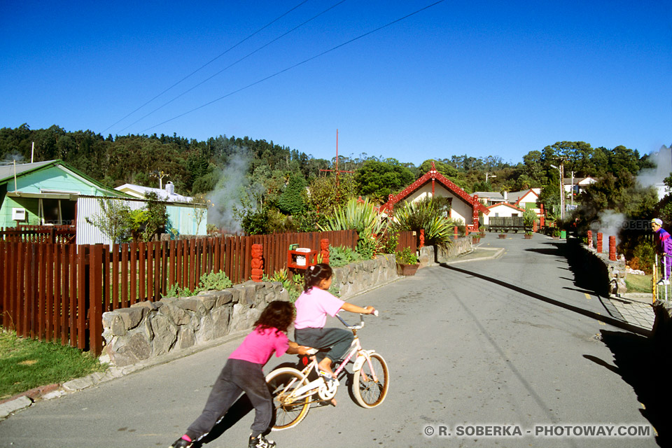 Photos villages Maoris : Photo d'un village maori à Rotorua en Nouvelle Zélande