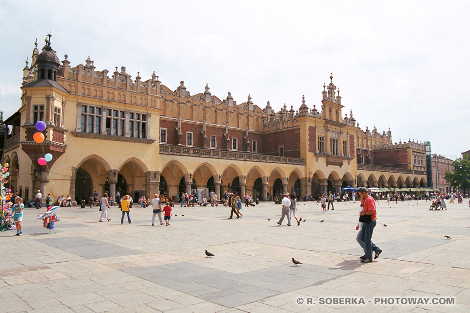 Images Photos vacances à Cracovie en Pologne photo du Marché Médiéval sur photoway