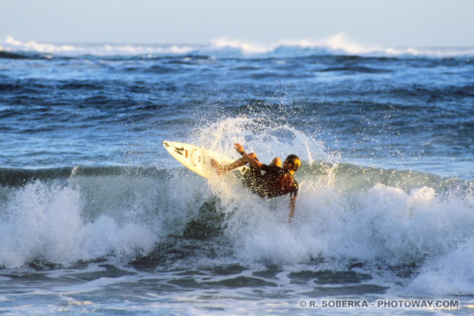 Photos de surfers à Tahiti photo surf Tahitien images de surfer Polynésien