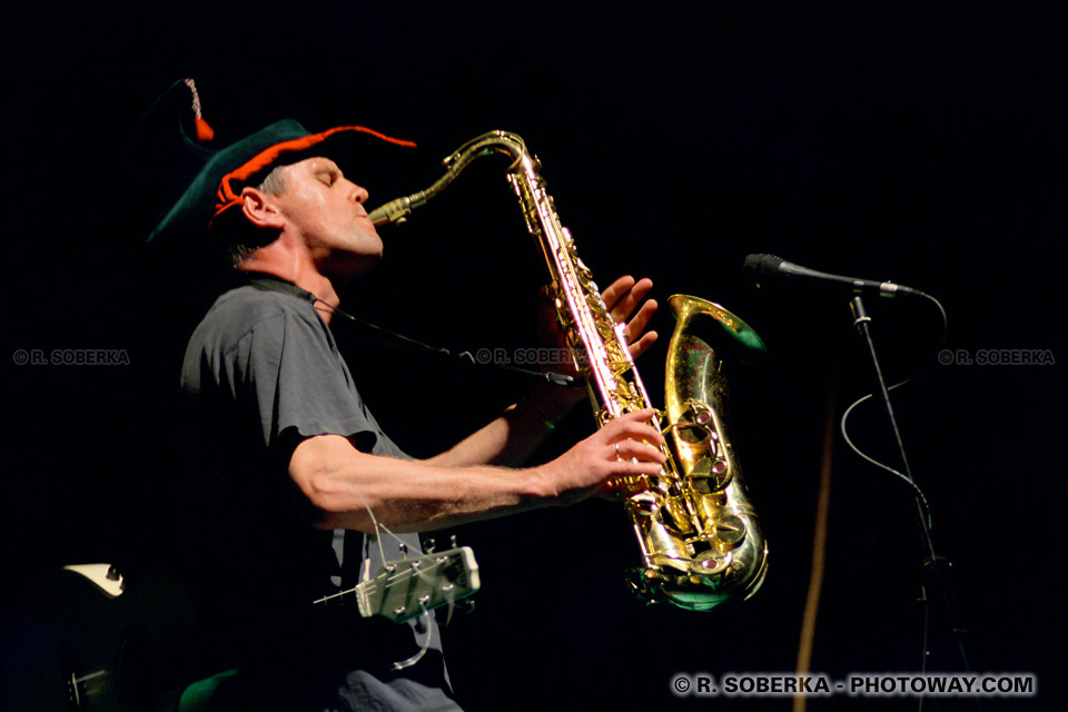 Photos de saxophonistes : photo d'un saxophoniste