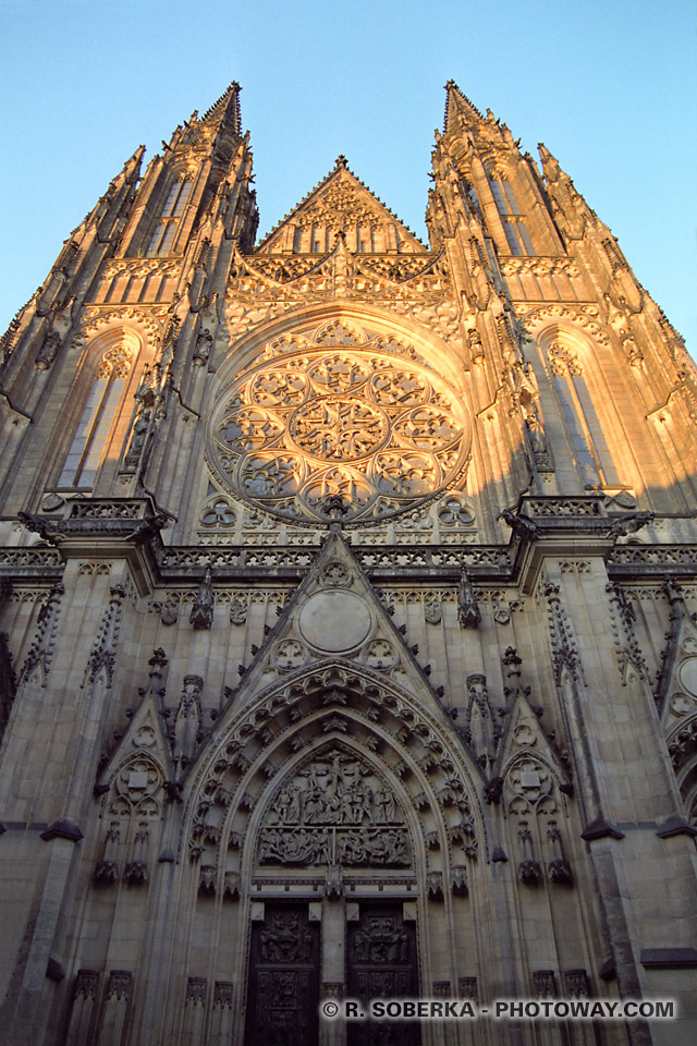 Images Photos de Cathédrales photo de la cathédrale saint Guy à Prague