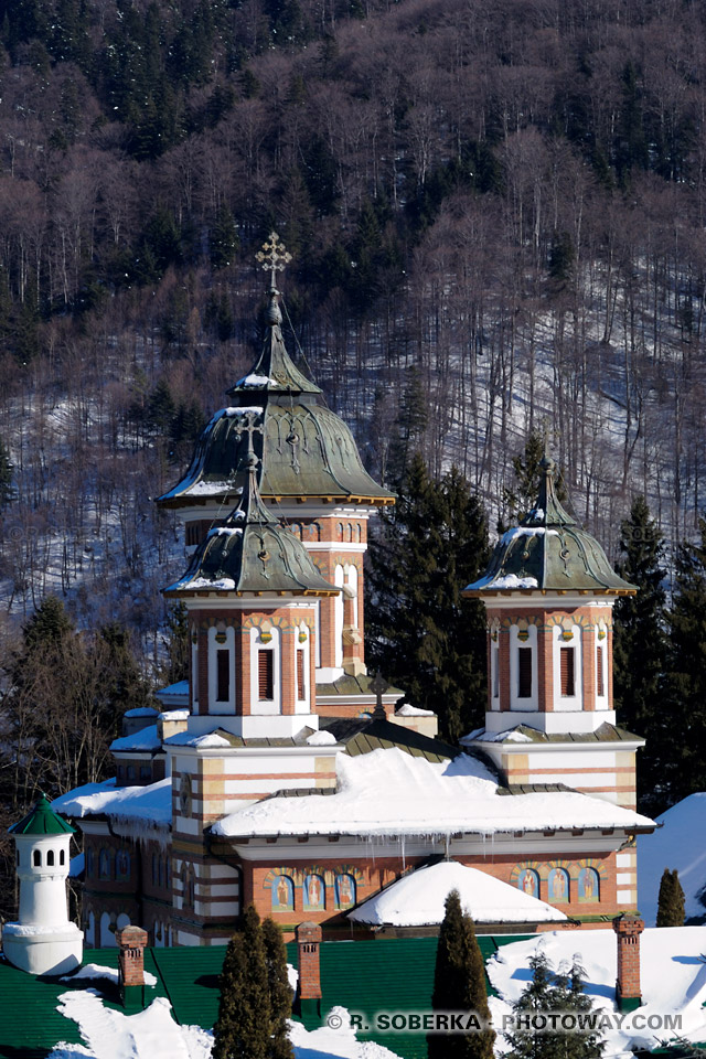 Image Photo du monastère orthodoxe de Sinaïa photos des moines orthodoxes