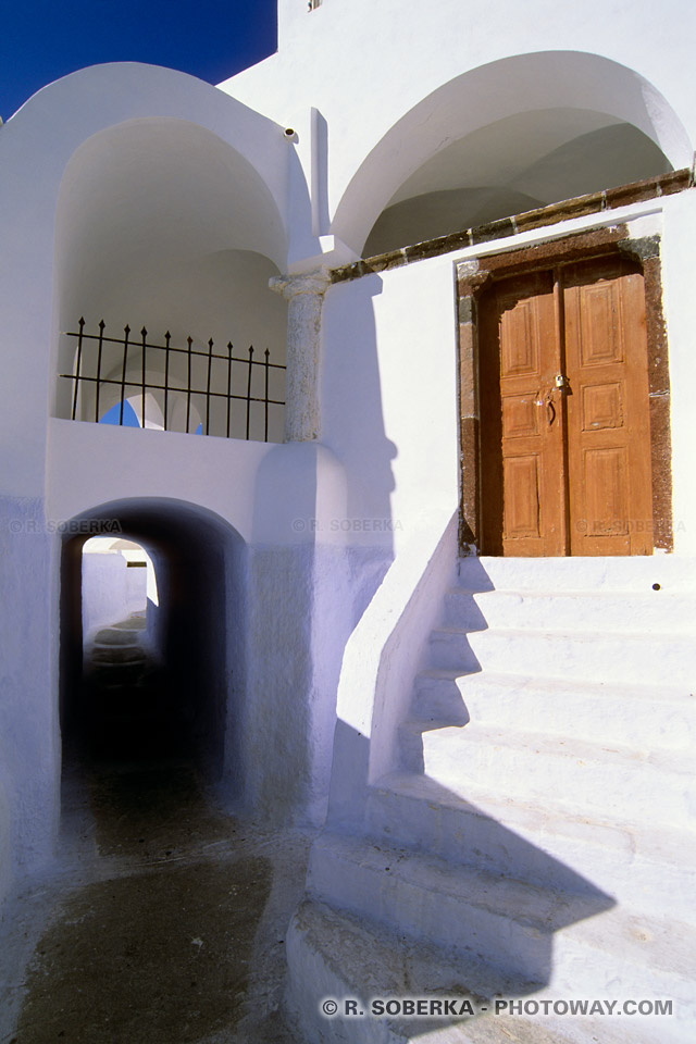 ruelle et Carnet de voyage à Santorin