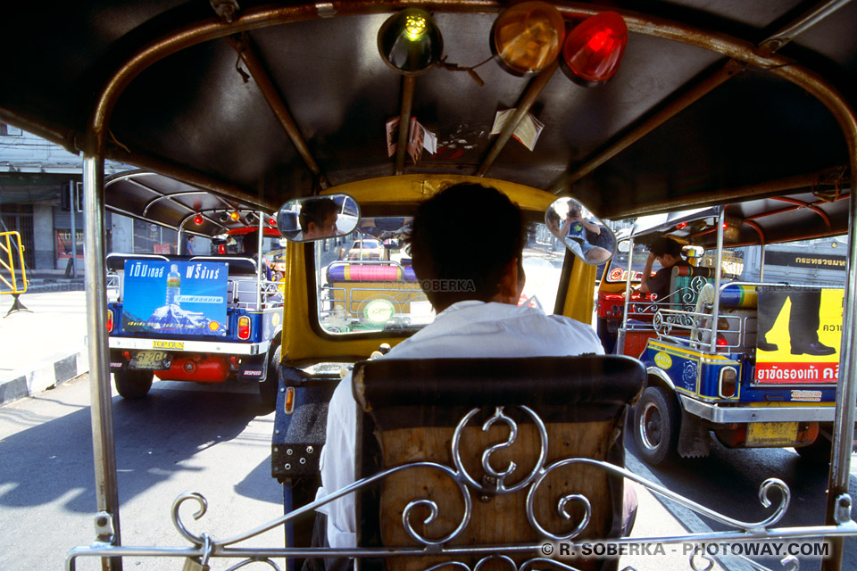 Photos de tuk-tuks le Transport N° 1 à Bangkok en Thaïlande