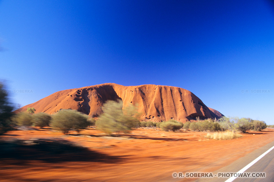 Tourisme en Australie visite d'Ayers rock