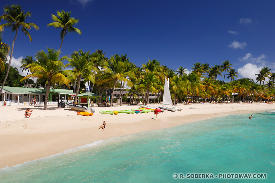 Plage de la Caravelle en Guadeloupe